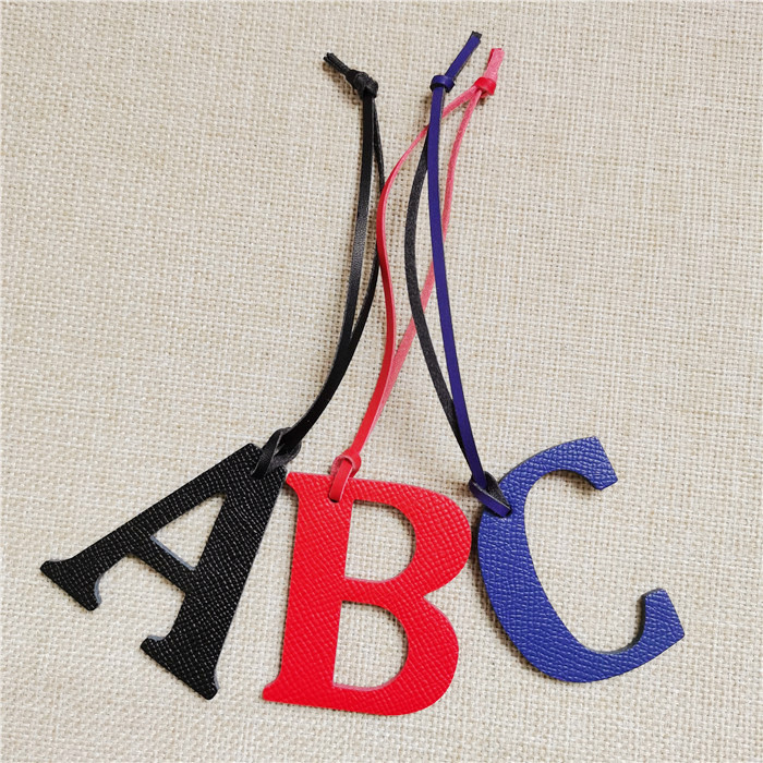 English Letter A B C D E F G A - Monogram Keychain Leather 리뷰 및 가격