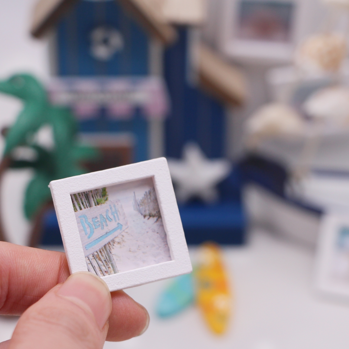 Dollhouse Miniature Wooden Oce - Engraved Wood Frame 리뷰 및 가격