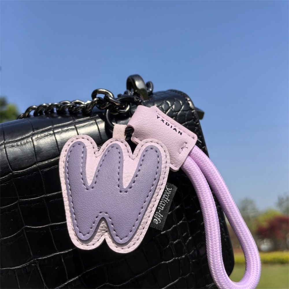 Sweet 26 Letter Keychain PU Le - Monogram Keychain Leather 리뷰 및 가격